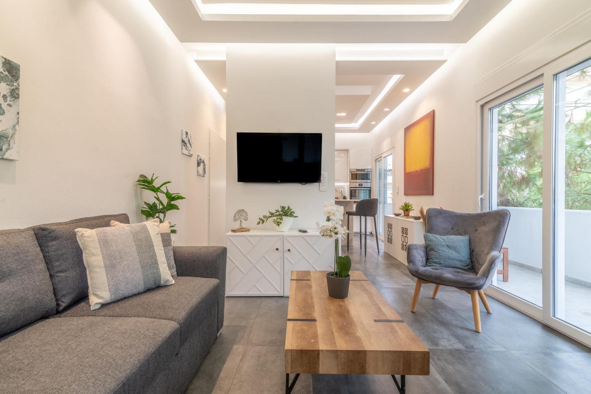 Misty Grey Apartment Near City Centre Ираклио Екстериор снимка